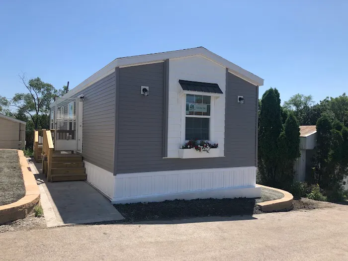 Valley Oaks Mobile Home Park Picture 1