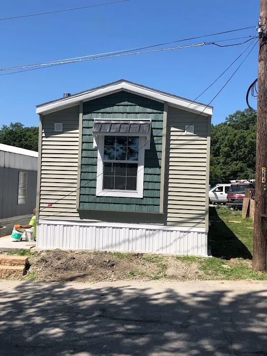 Valley Oaks Mobile Home Park Picture 6