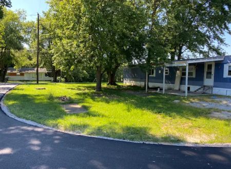 Julian Estates Mobile Home Park