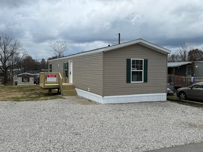 Julian Estates Mobile Home Park Picture 6
