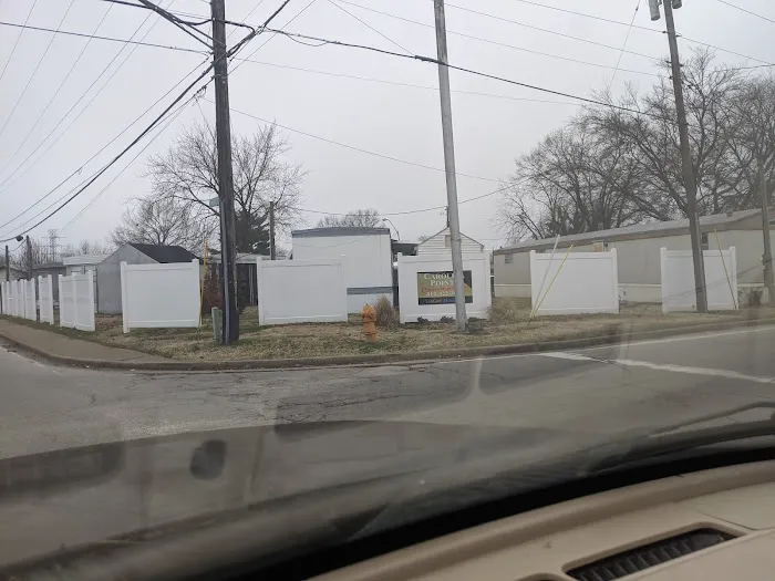Carolina Pointe Mobile Home Park Picture 3
