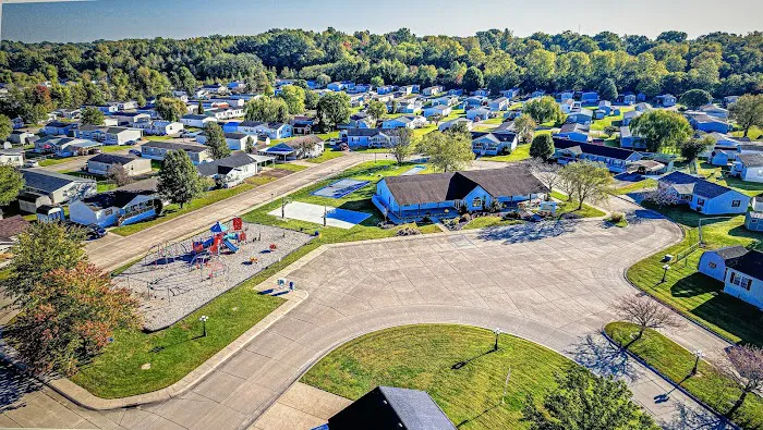 Mill Creek Pointe Mobile Home Park Picture 2
