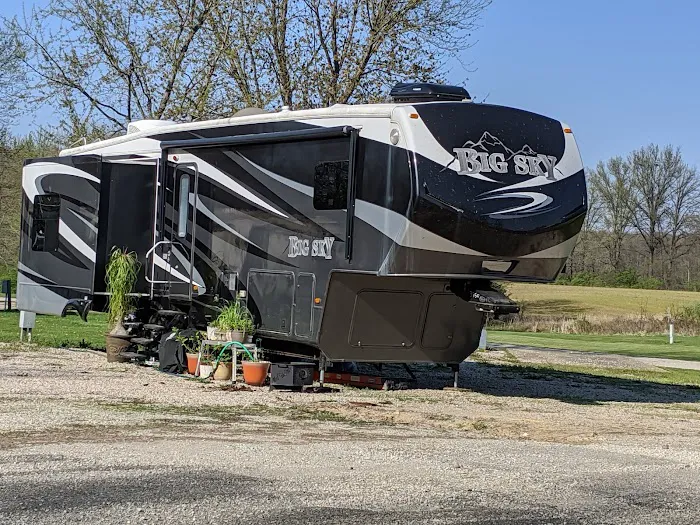 Reno’s RV Park Picture 7