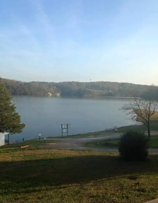 TUCK-AWAY CAMPGROUND Picture 4