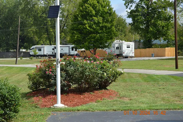 Cozy Corner Campsite (taking reservations) Picture 5