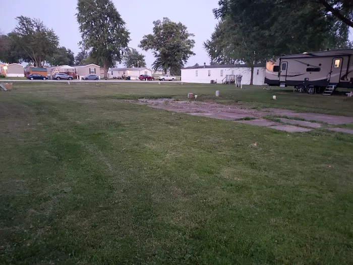 Southwind Estates Manufactured Home and RV Park Picture 2