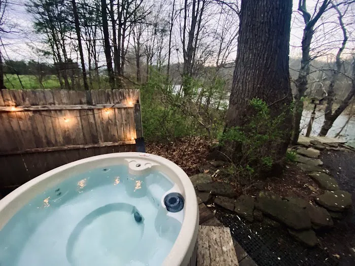 Greenbrier River Campground, Cabins and River Trips Picture 1
