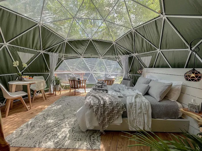 WV Glamping Domes Picture 3