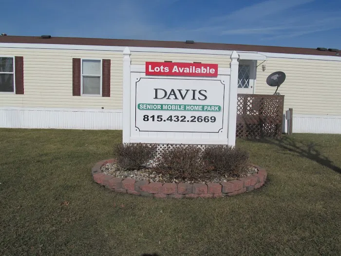 Davis Senior Mobile Home Park Picture 2