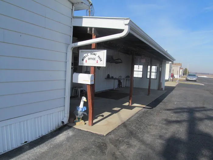 Davis Senior Mobile Home Park Picture 1