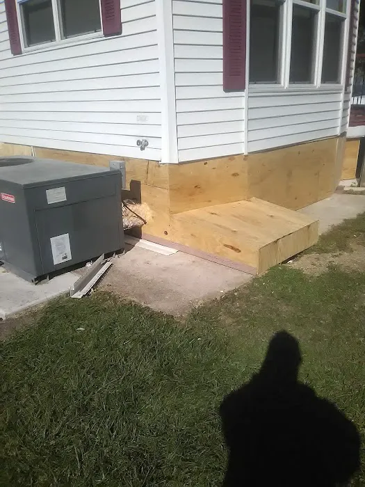 Jon's Estates Picture 4