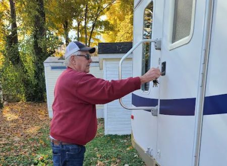 Shadytree Mobile Home & RV Park