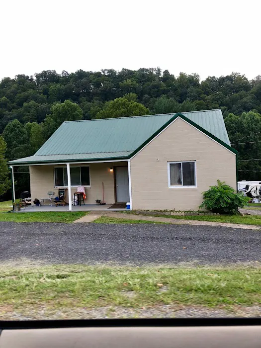 Elk River Campground Picture 3