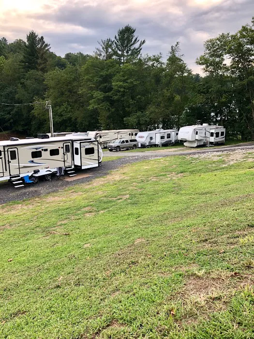 Elk River Campground Picture 2