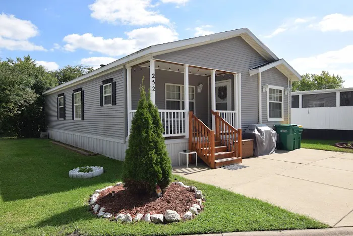 Whippletree Village Manufactured Home Community Picture 2