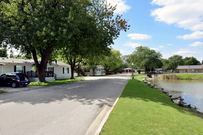 Whippletree Village Manufactured Home Community Picture 8