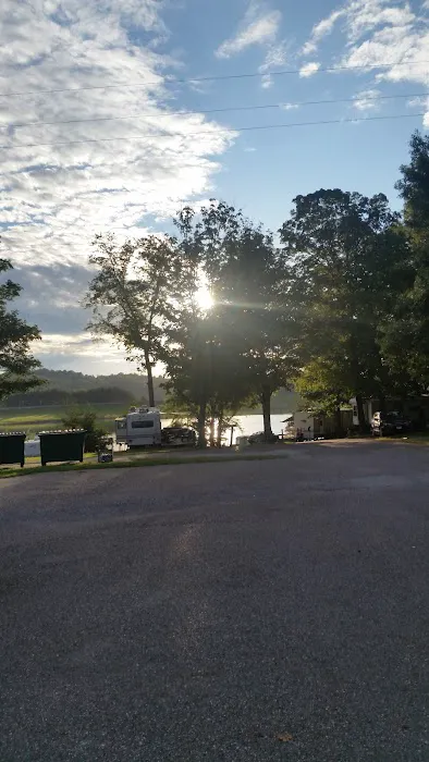 Seneca Marina Point Campground Picture 6