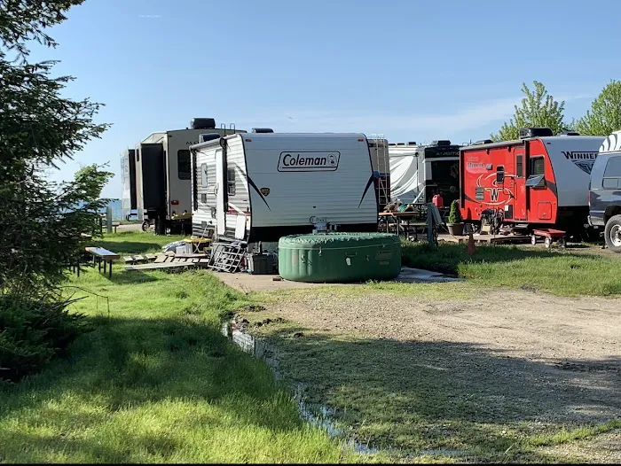MWR Navy Great Lakes RV Campground Picture 3