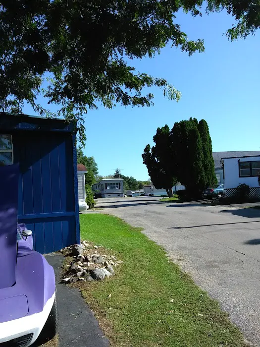 Woodland Mobile Home Park Picture 5
