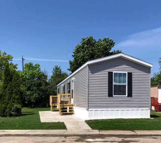 Park City Mobile Home Park Picture 4