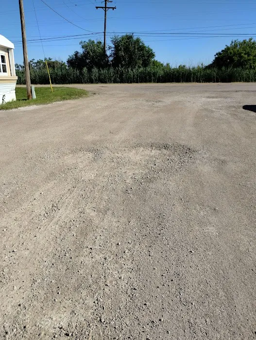Ottawa Estates Mobile Home Park Picture 2