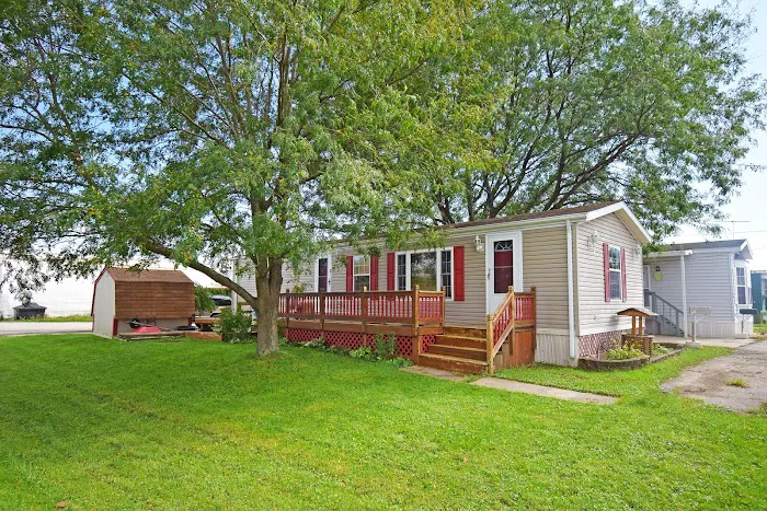 Sandwich Estates Mobile Home Park Picture 3