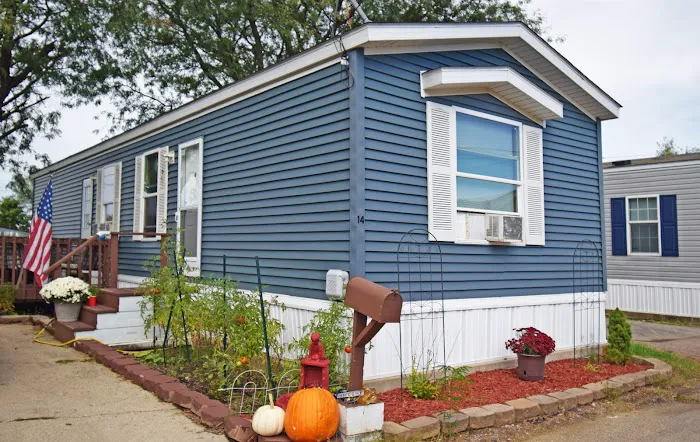 Sandwich Estates Mobile Home Park Picture 9