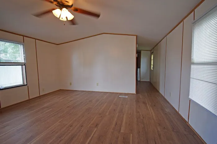 Sandwich Estates Mobile Home Park Picture 7