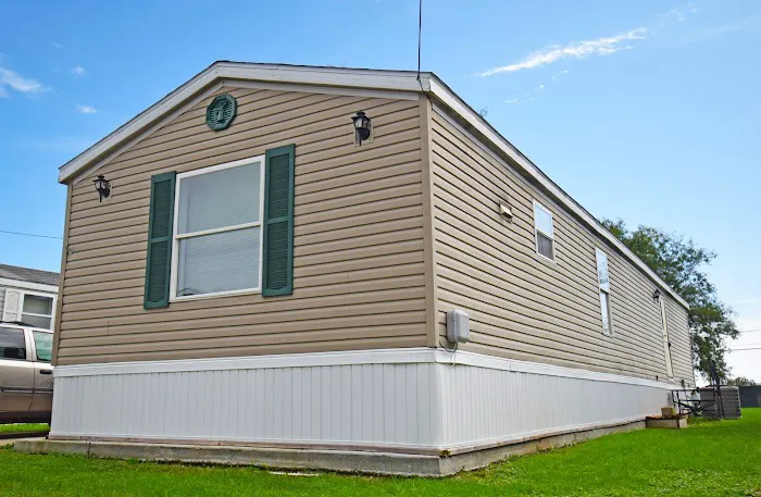 Sandwich Estates Mobile Home Park Picture 2