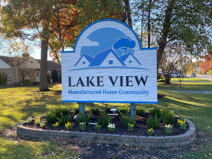 Lakeview Manufactured Home Community Picture 3