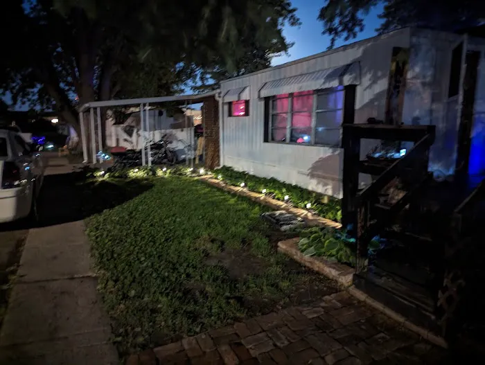 Mendota Estates Mobile Home Park Picture 4