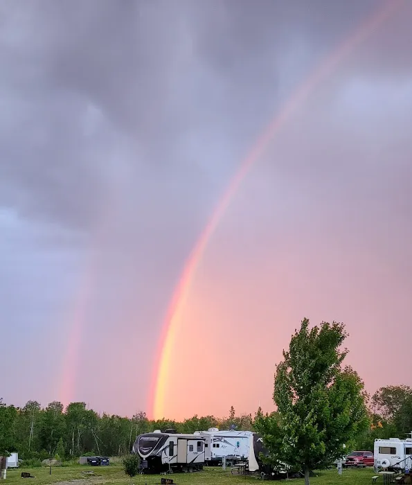 Holden Family Campground Picture 4