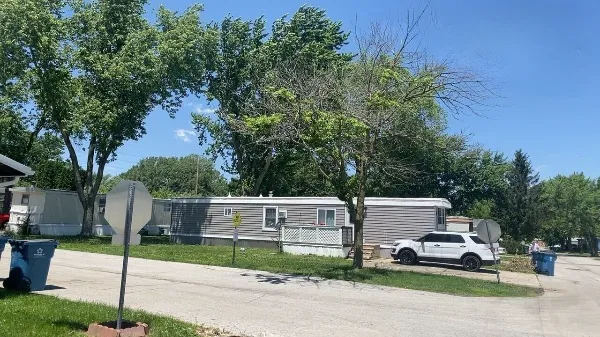 Prairieland Estates Mobile Home Community Picture 3