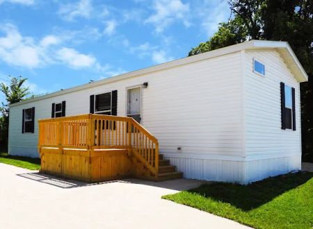 Meadows of Bloomington Manufactured Housing Community