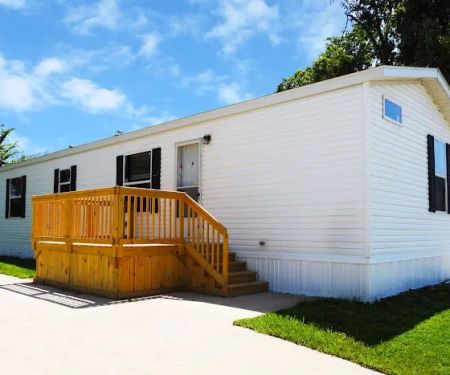 Meadows of Bloomington Manufactured Housing Community