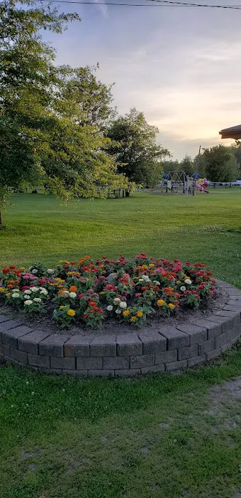 Pier-Lon Park Picture 6