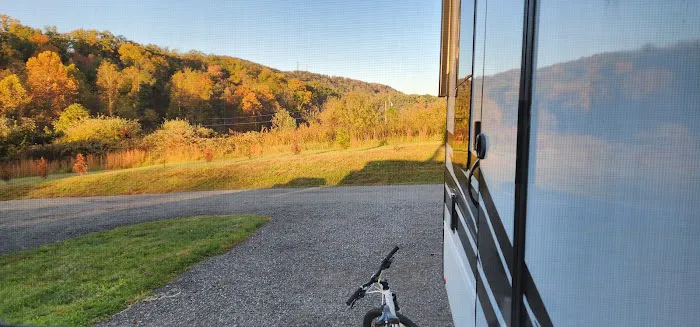 Simple Site RV Picture 3