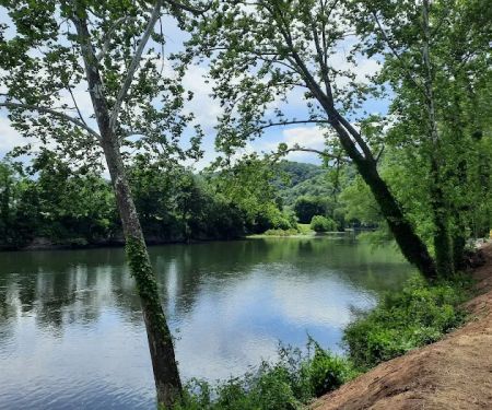 John Henry Campground by Berryu2019s Campground