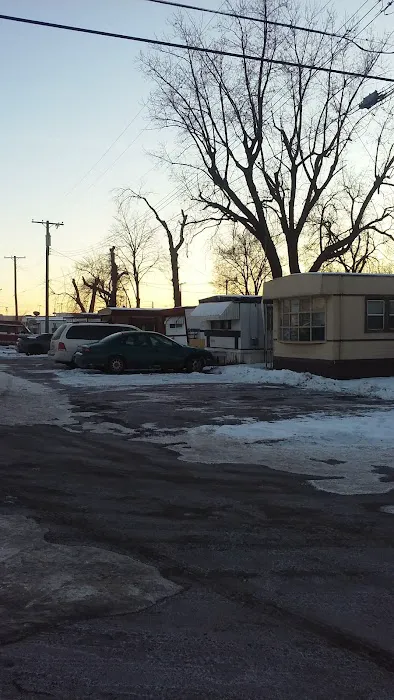 Family Manufactured Home Community Picture 1