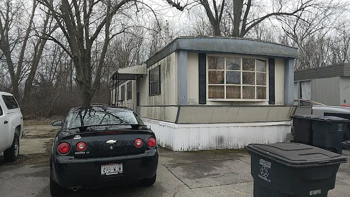 Franklin Mobile Home Park Picture 6