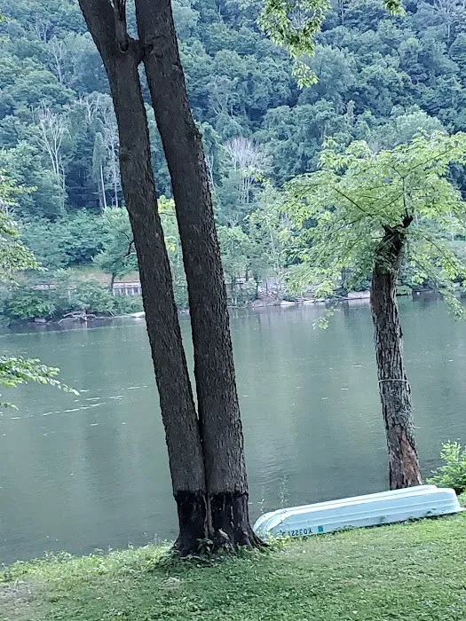 Bass Lake Park Picture 6