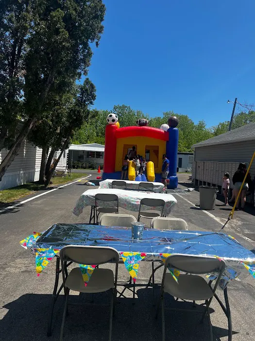 College Mobile Home Park Picture 5