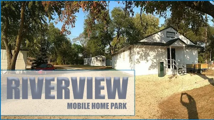Riverview Mobile Home & 5th Wheel Travel Trailer Site Park Picture 3