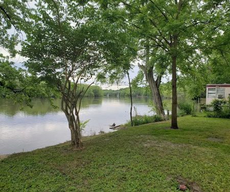 Riverview Mobile Home & 5th Wheel Travel Trailer Site Park