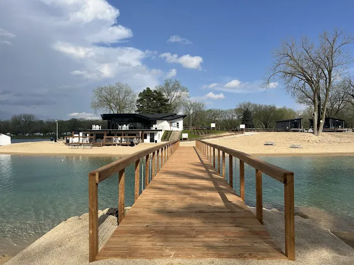 Pearl Lake Beach Picture 3