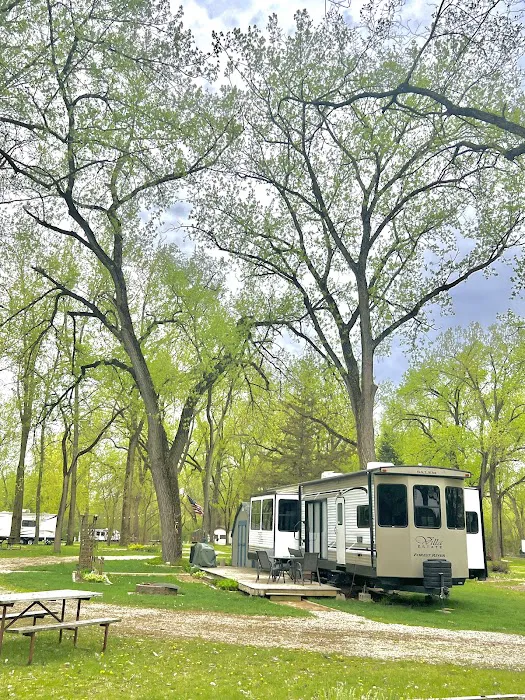 Pearl Lake Beach Picture 10