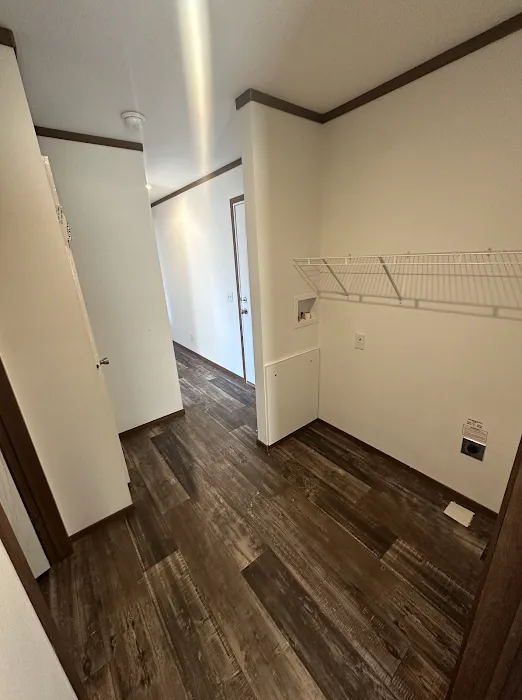 Twin Oaks Mobile Home Community Picture 8