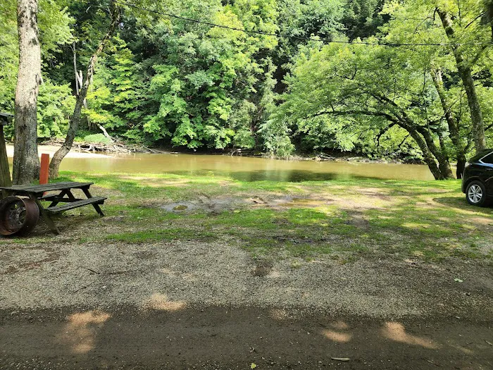 Mohican Reservation Campgrounds and Canoeing Picture 3