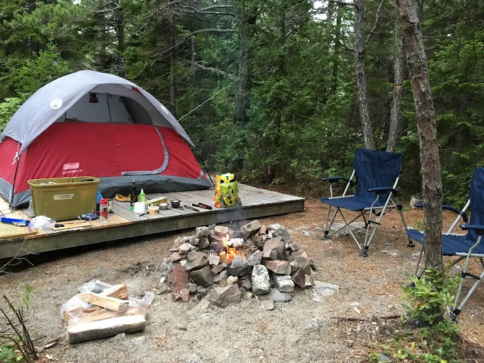 Quietside Campground & Cabins Picture 7