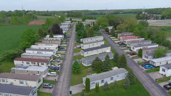 Osprey Mobile Home Community of Grafton Picture 2